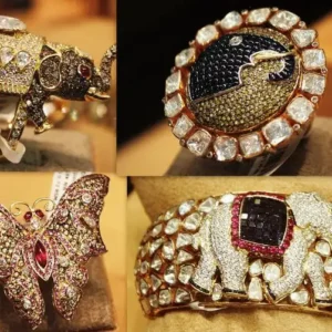 Precious-and-semi-precious-jewellery-available-in-Johari-Bazaar